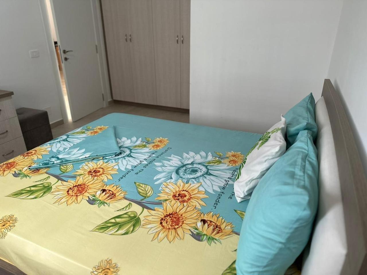 Marsela Gurma Apartments Sarandë 外观 照片